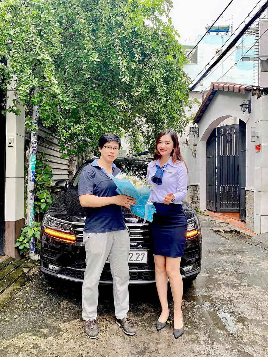 Khoảnh khắc giao xe Volkswagen — ảnh 2