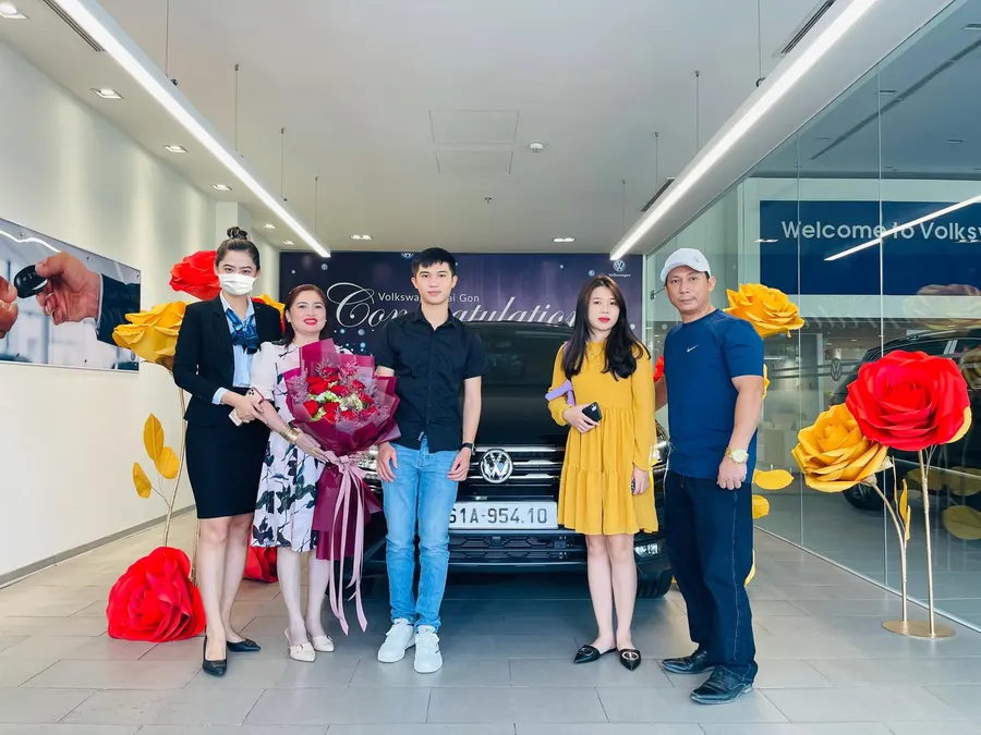 Khoảnh khắc giao xe Volkswagen — ảnh 4